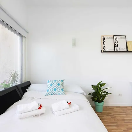 Acogedor Estudio Con Terraza Piscina Y Wifi *