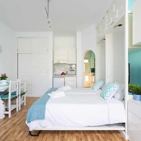 Apartamento Acogedor Estudio Con Terraza Piscina Y Wifi